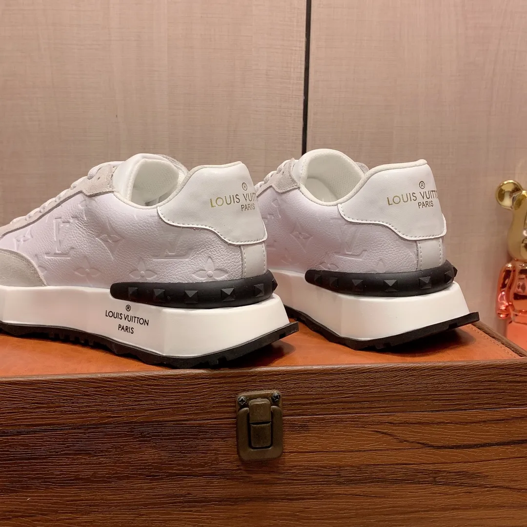 Men's men's shoes💰460💰💰🎩🎩[Lightning][Lightning] "Gucci*" The latest • popular casual shoes, top brand [seduce] luxury ~ purchasing agency, top ~ quality. [Strong] The upper is made of imported breathable cowhide with material ➕ breathable sheepskin feet (•) and fine workmanship. The original stylish and stylish soft rubber wear-resistant and non-slip outsole is light and comfortable on the feet. The real thing looks better when photographed in person. No. 013: code: 38-44, 2️⃣ colors selected